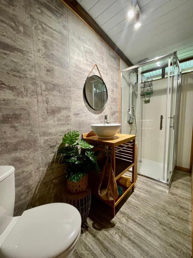 Auti Studio Direct Access To The Beach On Moorea With Ac -Wifi - Netflix Apartment Haapiti Exterior photo